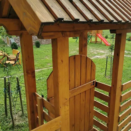 Wooden House Ripac 펜션 *